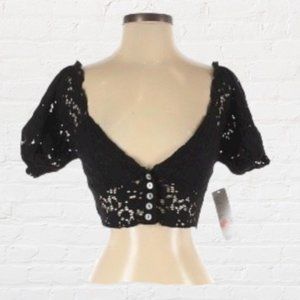 urban outfitters black crochet puff sleeve top